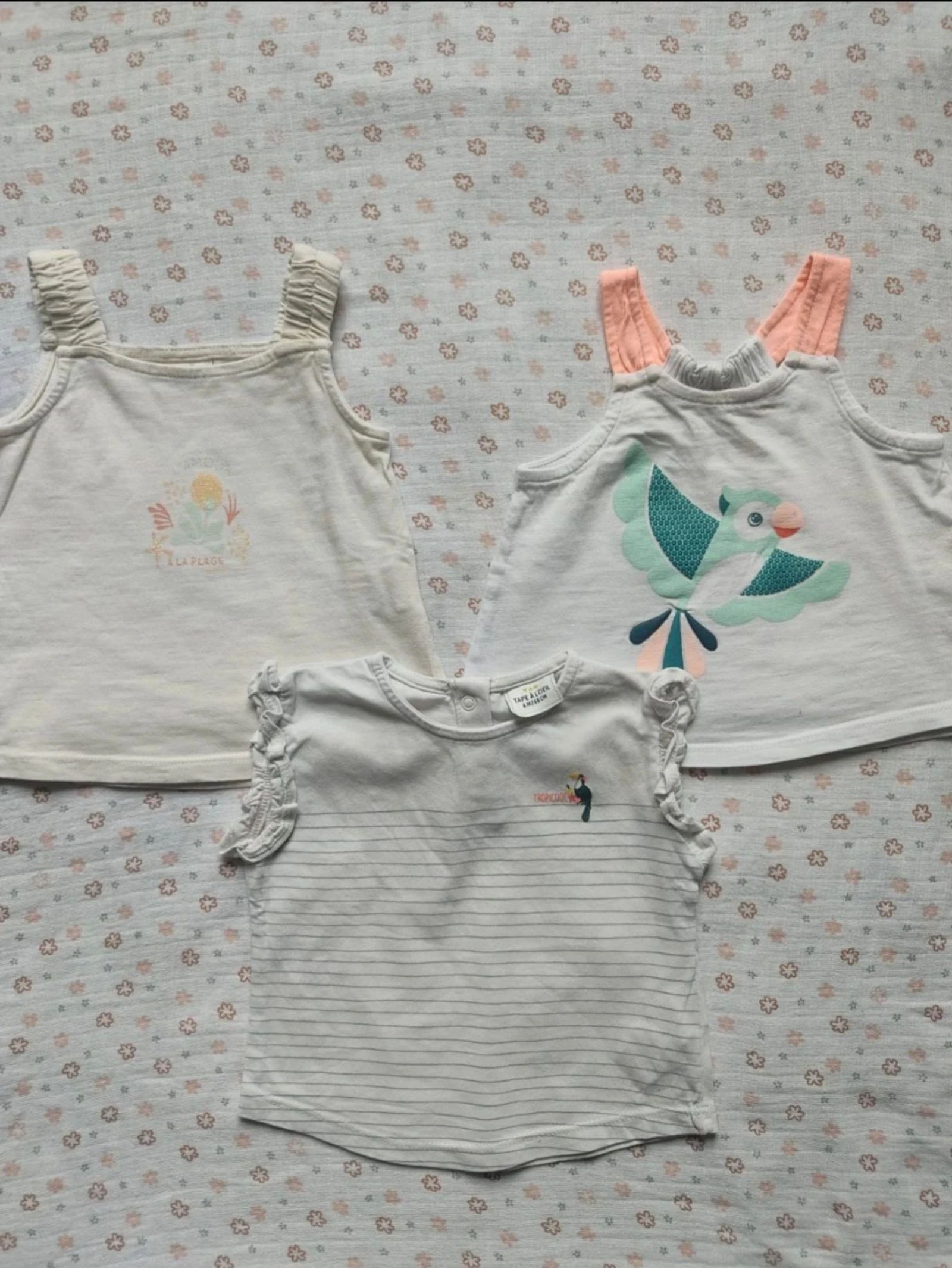 Lot de 3 hauts été TAO et Obaïbi - Taille 6 mois - Très bon état